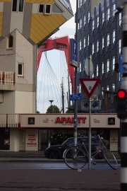 Kijk-Kubus with bridge in background